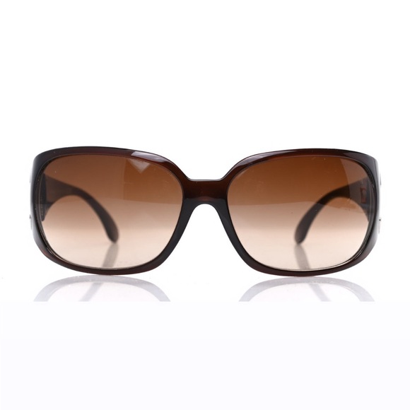 CHANEL CC Logo Sunglasses - Picture 5 of 5